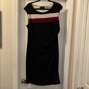 Connected Apparel Black and Cream Sleeveless Sheath Dress